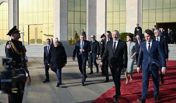 İlham Əliyevin Tiflis səfəri başa çatdı