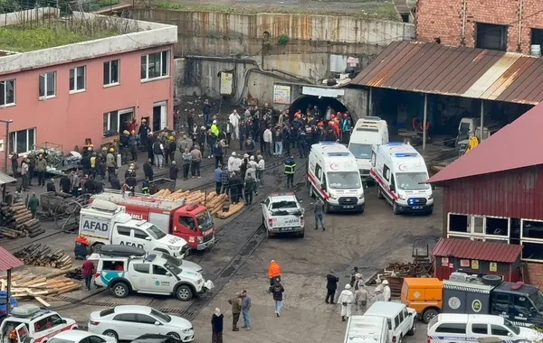 Türkiyədə kömür mədənində partlayış: Ölənlər və yaralılar var - Video