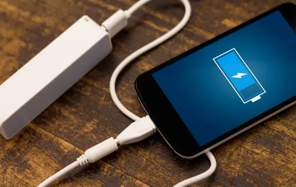 Smartfonu uzun müddət qoruyub saxlamağın düzgün yolları AÇIQLANDI