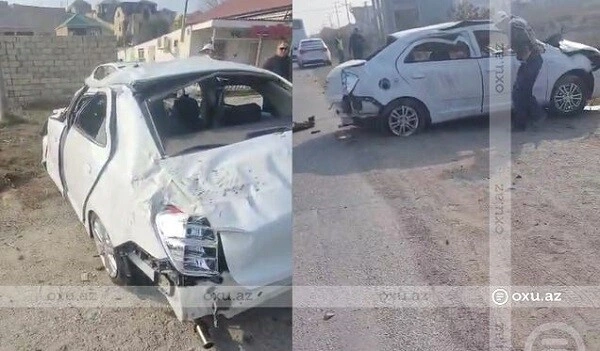 Avtomobil elektrik dirəyinə çırpıldı, 3 kənd işıqsız qaldı