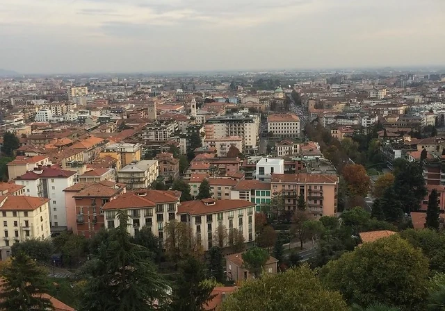 Alpların ətəyində italyan nağılı: Orta əsrlərdən müasir həyata səyahət - FOTO