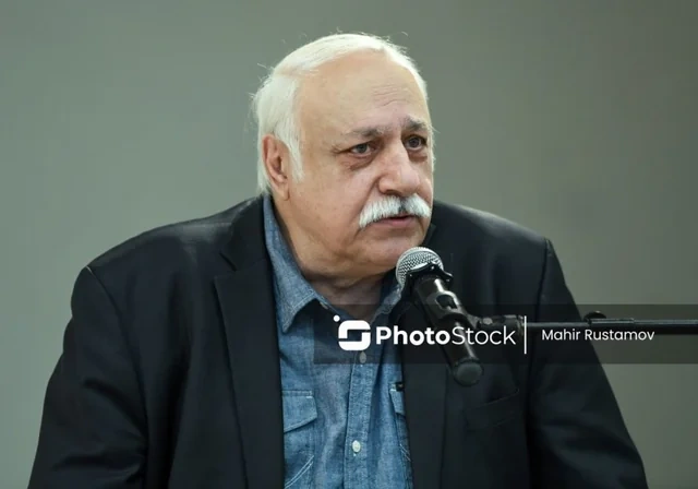 Eldar Mansurov: "Əvvəlcə mahnı yaz, sonra ciddi musiqilərinə baxarıq dedilər və mən küsdüm"