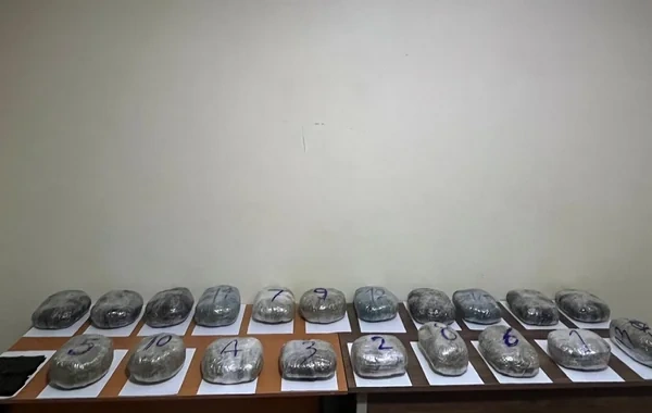 Sərhəddə ƏMƏLİYYAT: Narkotik və yüzlərlə psixotrop həb ələ keçirildi