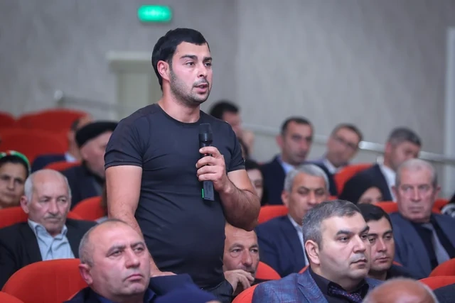 Xızı rayonunda sahibkarlarla görüş keçirilib - FOTO