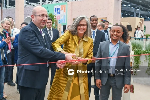 WUF13: "Urban Expo" sərgisi rəsmən fəaliyyətə başladı - FOTO