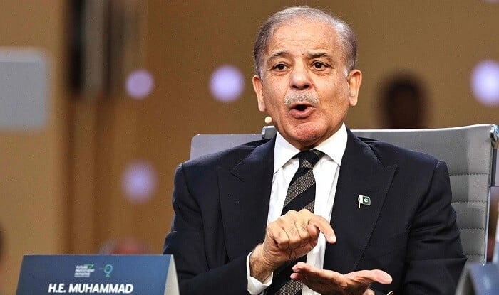 Şərif Trampı təriflədi: Cəsarətli lider…