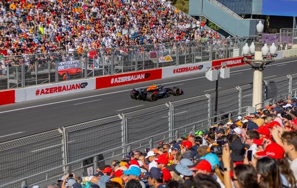 "Formula-1" hazırlıqlarında son mərhələ: Biletlərə olan tələbat Bakıda yeni tribuna ərsəyə gətirdi