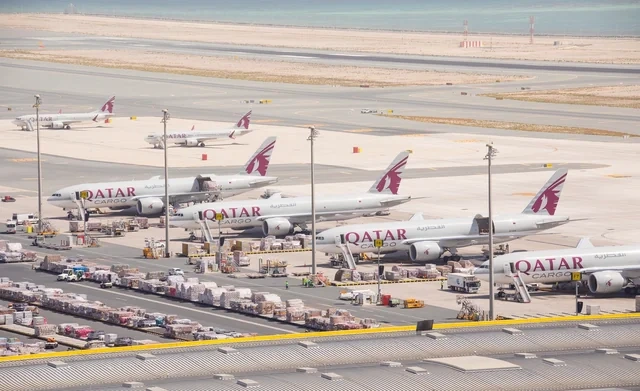 "Qatar Airways"in təyyarəsi Bakıya təcili eniş etdi