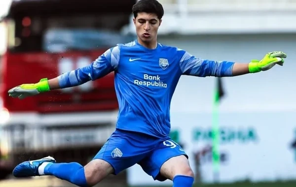 "Sabah"ın qapıçısı Rəvan Mirzəmmədov U-21-in düşərgəsindən ayrılıb