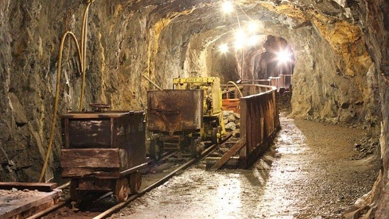 Rusiyada qızıl yatağında partlayış: ölən var