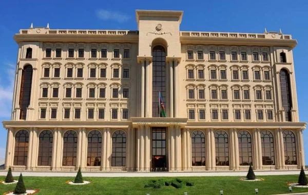 Ölkədə müvəqqəti yaşama icazəsi almaq üçün neçə müraciət edilib?