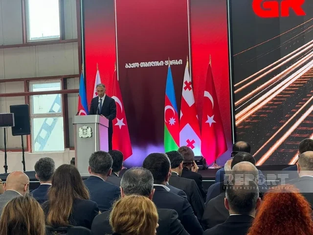 BTQ dəmir yolu xəttinin modernləşdirilmədən sonra rəsmi açılışı keçirilib - FOTO