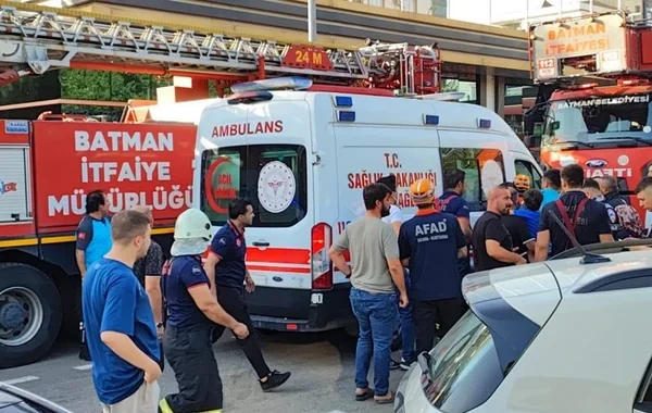 Batmanda yanğın: Ölənlərin arasında türkiyəli nazirin yaxın qohumu da var