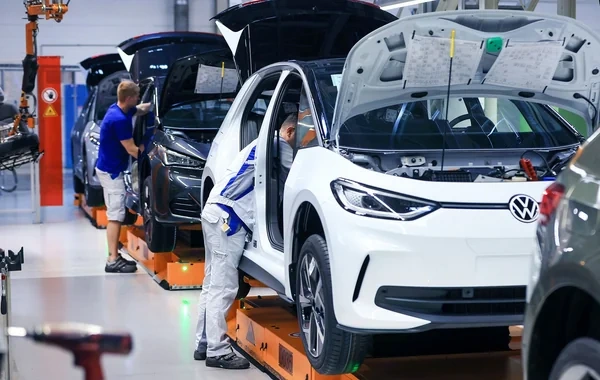 "Volkswagen"dən kəskin ixtisar qərarı: 50 min iş yeri ləğv edilir