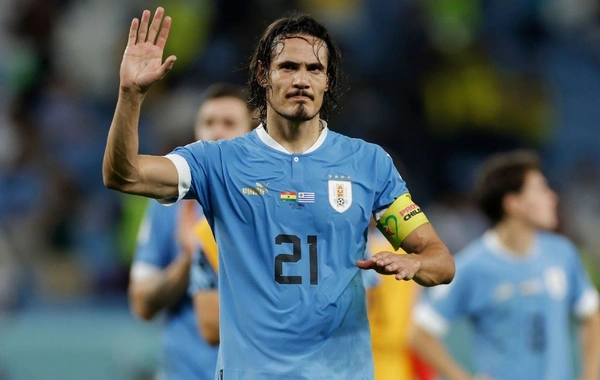 Edinson Kavani futbol karyerasını bitirdi