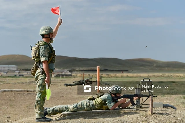 Atəş bacarığı, taktiki fəaliyyət: Hərbçilərimizin hazırlıq prosesindən FOTOREPORTAJ