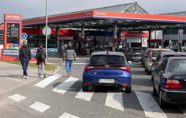 Sloveniyanın yanacaqdoldurma məntəqələrində benzinin satışı məhdudlaşdırıldı