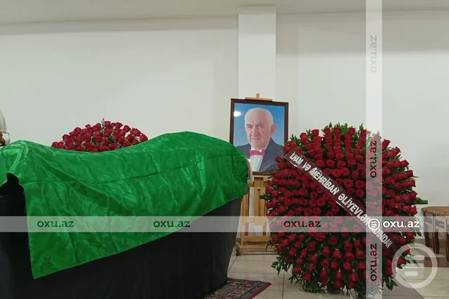 İlham Əliyev və Mehriban Əliyeva Tofiq Bakıxanovla vida mərasiminə əklil göndəriblər - FOTO - VİDEO