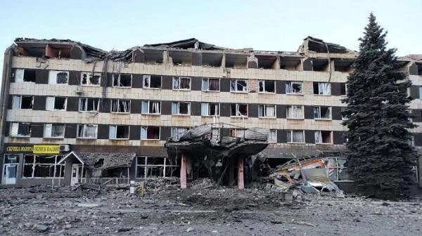 Ukrayna ordusu Luqanskda kollecə zərbə endirdi: ölən var