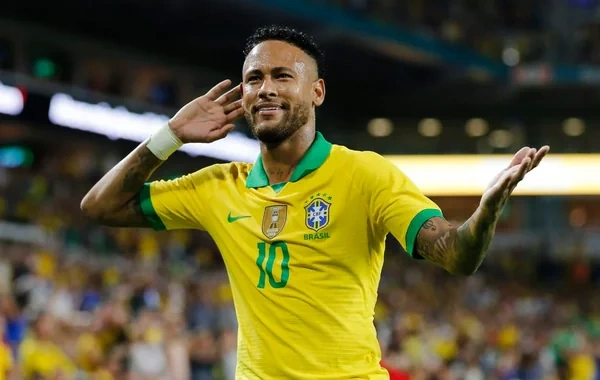 "Santos"un hücumçusu Neymar İtaliya vətəndaşlığı aldı