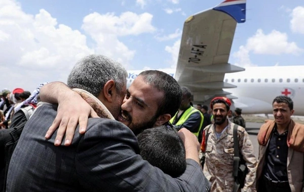 "Əl Hadath": Yəmən hakimiyyəti və husilər minlərlə məhbusun mübadiləsini razılaşdırdılar