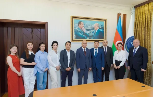 ATU-da Daşkənd Dövlət Tibb Universitetinin nümayəndə heyəti ilə rektorun görüşü keçirilib