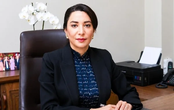 Ombudsmanın maaşı 4 DƏFƏ ARTIRILDI