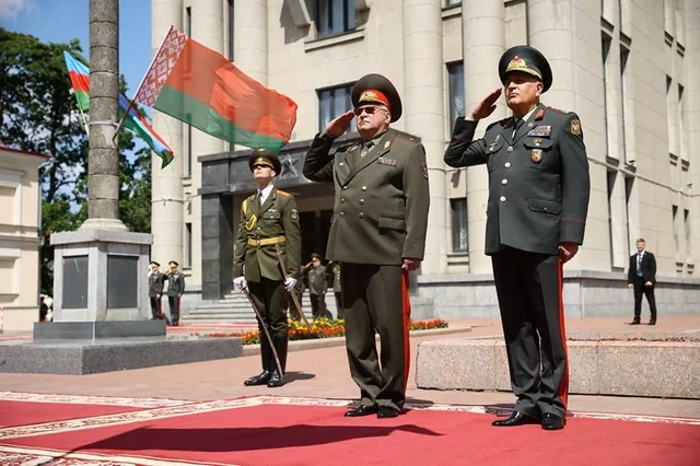 Kərim Vəliyev belaruslu həmkarı ilə regional təhlükəsizliyi müzakirə edib