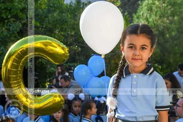 Məktəbə ilk addım: Balaca ürəklərin böyük həyəcanı - FOTO - VİDEO
