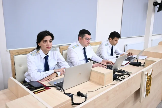 Ermənistan vətəndaşlarının şikayətləri üzrə apellyasiya məhkəməsində tərəflərin çıxışlarına başlanılıb