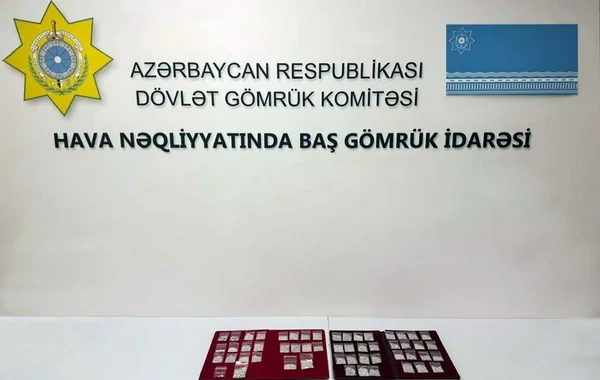 Bakıya 4 milyon manatlıq brilyantla gəldi - FOTO