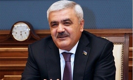 Rövnəq Abdullayevlə bağlı qərar: 16 illik fəaliyyət dövrü