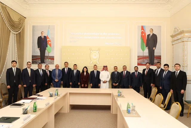Bakı İƏT-in antikorrupsiya gündəminin mərkəzində: Hazırlıq üzrə əməkdaşlıq sənədi imzalanıb - FOTO