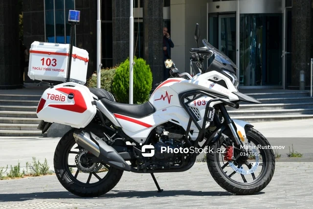 Dar küçələr və sıx trafik üçün həll: TƏBİB-in yeni motosiklet briqadaları - FOTOREPORTAJ