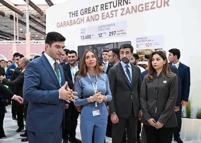 Leyla və Arzu Əliyevalar "Urban Expo" sərgisi ilə tanış olublar - FOTO