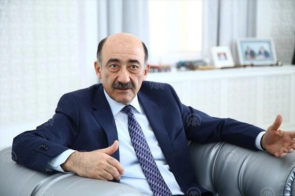 Eks-nazirlə bağlı fakt: Əsl soyadı… - Foto