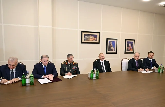 İlham Əliyev Birləşmiş Krallığın müdafiə üzrə dövlət nazirini qəbul edib - FOTO