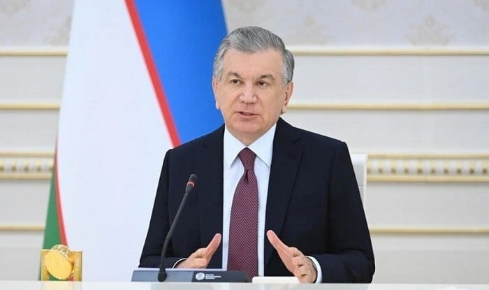 Şövkət Mirziyayev Mehriban Əliyevanı təbrik etdi