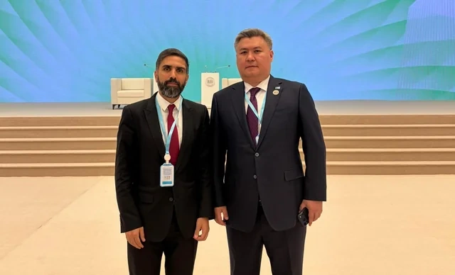 Rövşən Nəcəf Türkmənistanda "QazaqGaz"ın İdarə Heyətinin sədri ilə görüşdü - FOTO