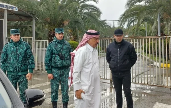 Əcnəbi vətəndaşlar və diplomatlar Azərbaycana təxliyə olunublar - FOTO