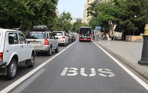Bakıda daha iki küçədə avtobus zolaqları təşkil olunur