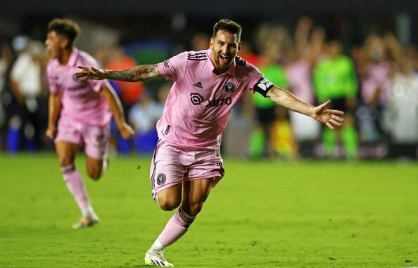 Messi yeni rekorda imza atdı
