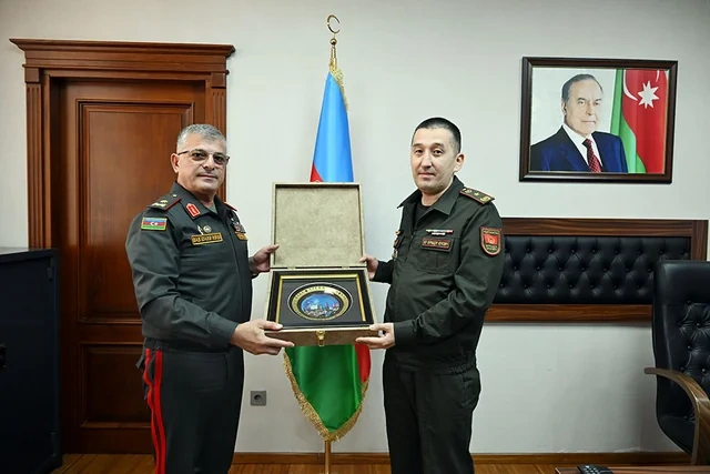 Azərbaycanla Qırğızıstan arasında hərbi təhlükəsizlik məsələləri müzakirə edilib