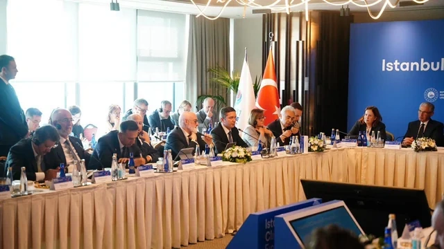 Azərbaycan nümayəndələri İstanbul İqlim Maliyyəsi Sammitində çıxış ediblər - FOTO