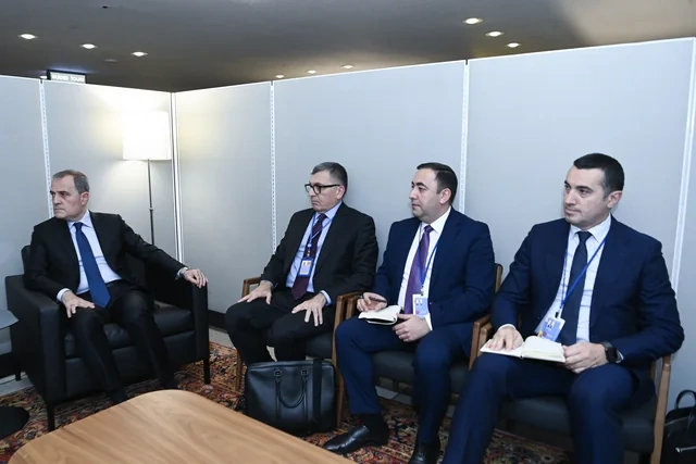 Azərbaycan və Ermənistan diplomatları Nyu-Yorkda yenidən görüşdülər - FOTO