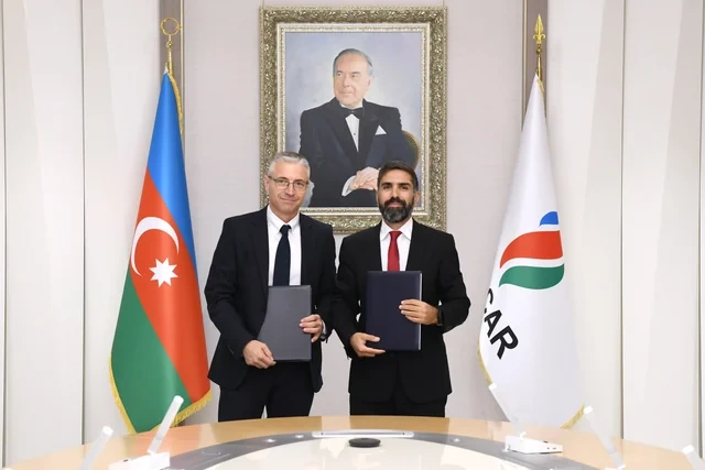 Rövşən Nəcəf Karlo Korsi ilə görüşüb - FOTO