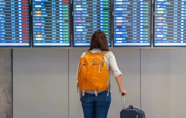 Almaniyada aviauçuşlarla bağlı ciddi təhlükə: 20 milyon sərnişinə təsir edə bilər