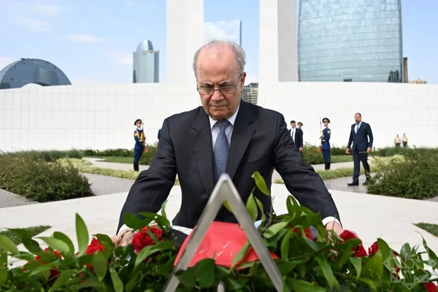 Fələstin dövlətinin baş naziri Fəxri xiyabanı ziyarət edib - FOTO