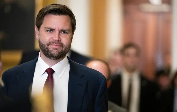 Vens Trampın mümkün varisi kimi mövqeyini gücləndirir