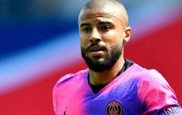 "Barselona"nın keçmiş futbolçusu 32 yaşında karyerasını bitirdi
